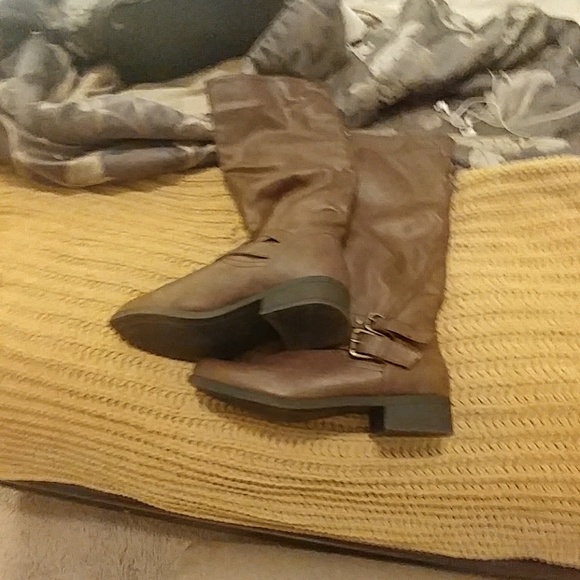 Boots - Picture 1 of 2